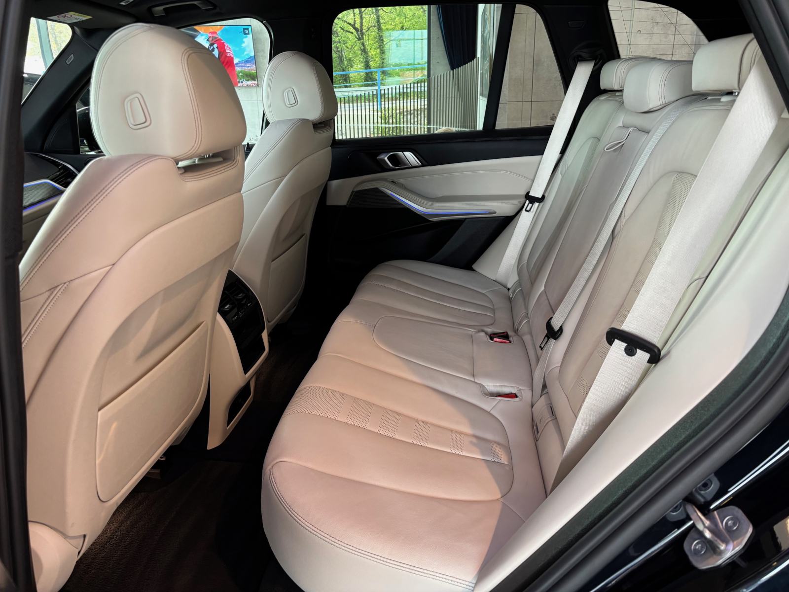 BMW X5 xDrive30d M-Sport - panorama, alu 21'', adaptivni tempomat, fotografija 11