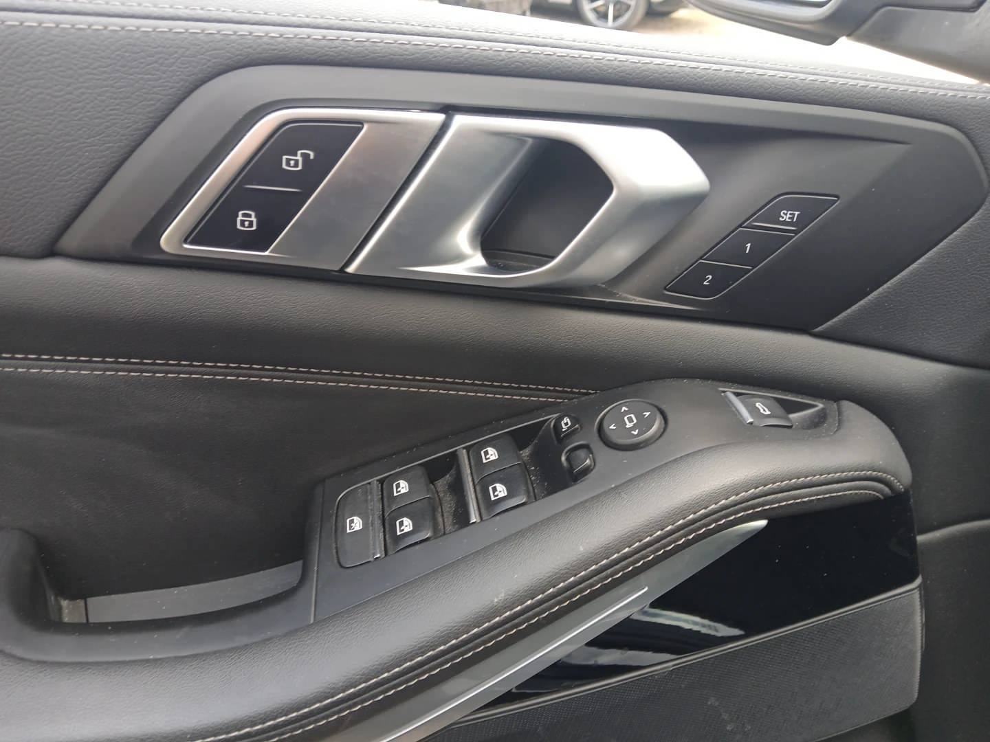 BMW X5 xDrive30d M-sport, fotografija 13