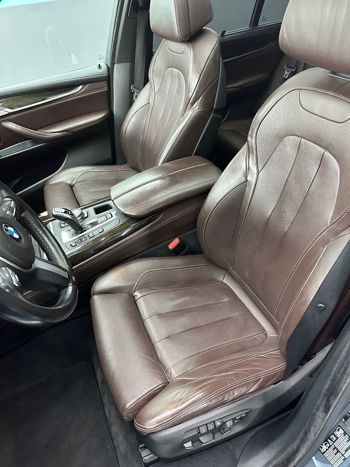 BMW X5 xDrive40d u M opremi, fotografija 14