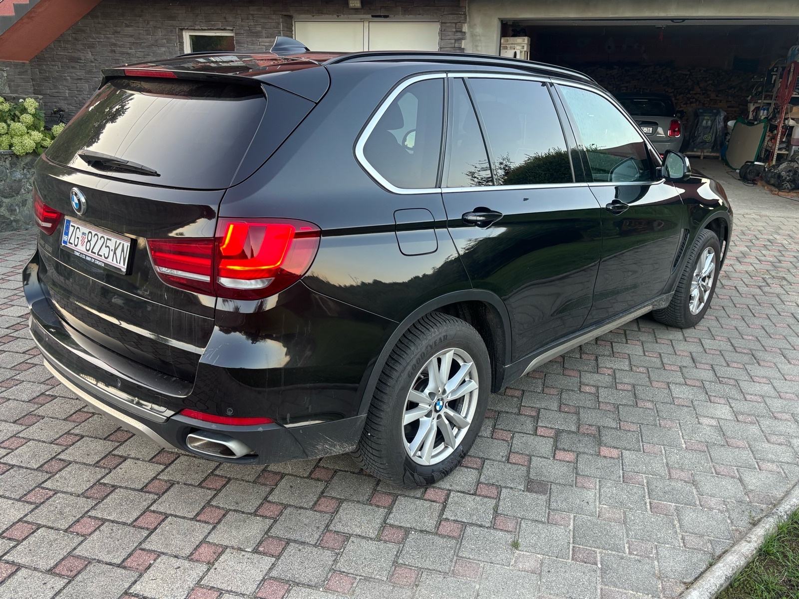 BMW X5 xDrive40d automatik, fotografija 4