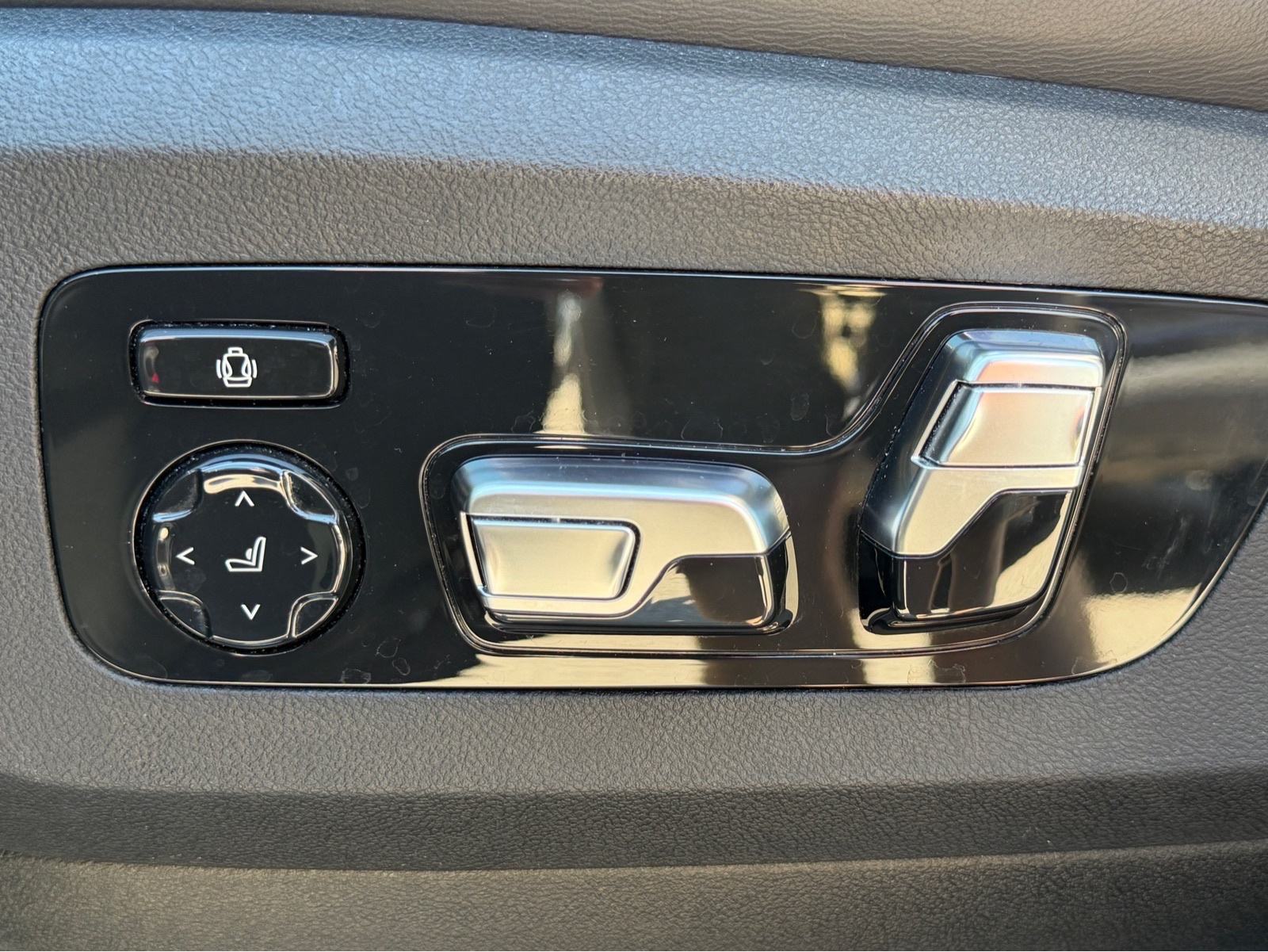 BMW X5 xDrive40d M-PAKET PRO,X5-M SJEDALA,PANO,INDIVIDUAL,REG. 02/2027, fotografija 18