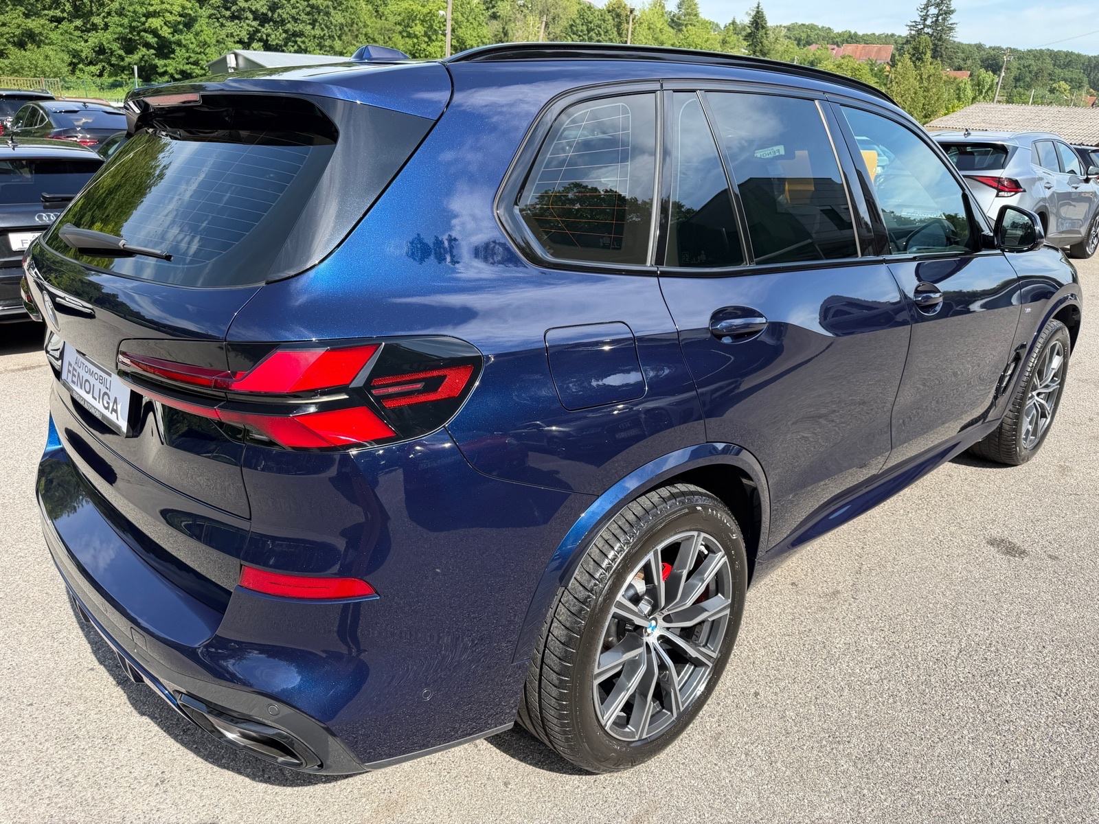 BMW X5 xDrive40d M-PAKET PRO,X5-M SJEDALA,PANO,INDIVIDUAL,REG. 02/2027, pogled izvana - slika 2