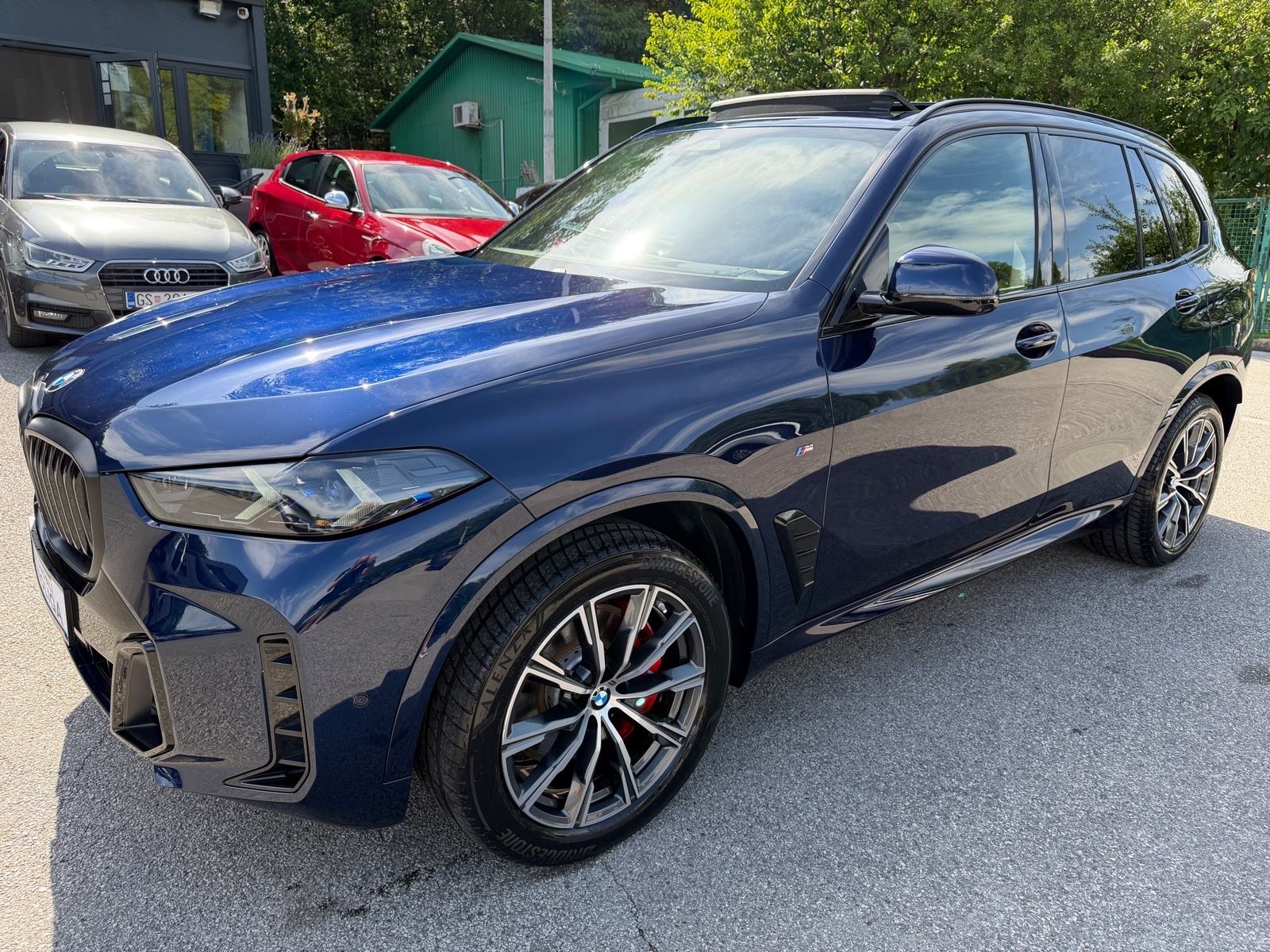 BMW X5 xDrive40d M-PAKET PRO,X5-M SJEDALA,PANO,INDIVIDUAL,REG. 02/2027, pogled izvana - slika 1