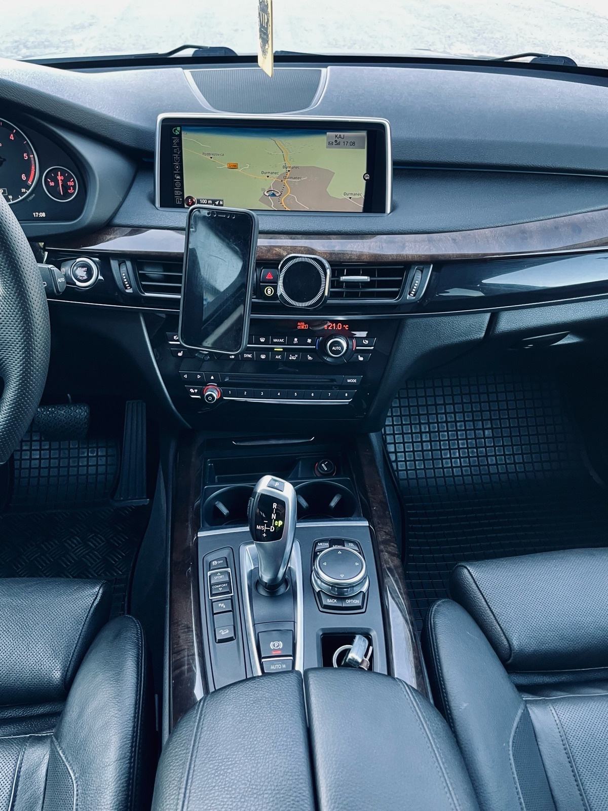 BMW X5 xDrive40d, savršeno stanje, uredno servisiran,..., fotografija 13