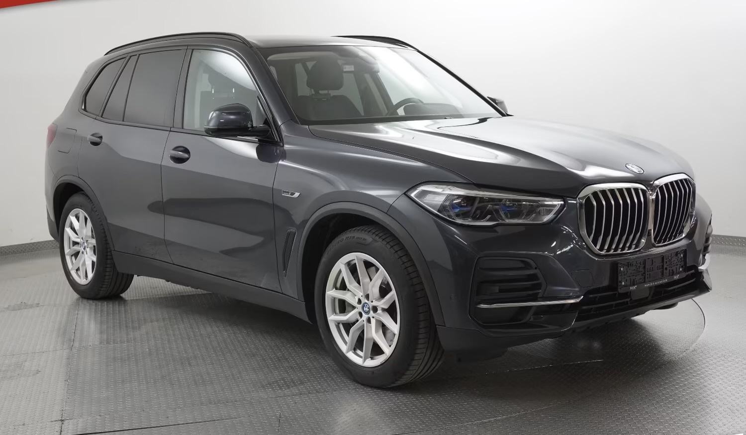 BMW X5 xDrive45e automatik, pogled izvana - slika 5