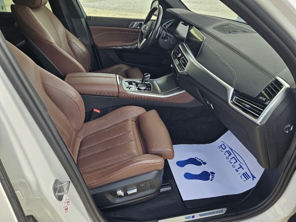 BMW X5 xDrive45e M SPORT, servisna, zračni ovjes, PANO, u PDV-u, fotografija 10