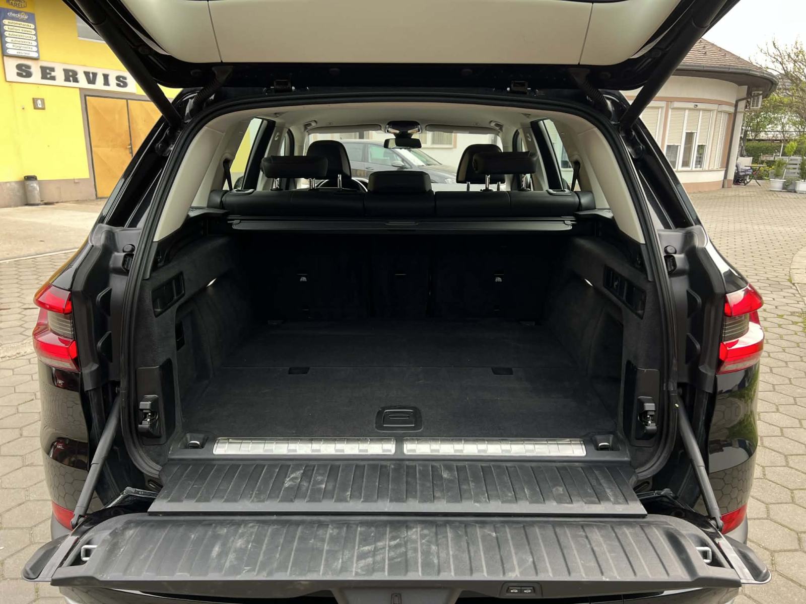 BMW X5 xDrive 45e xLine Adaptivni temp,360 kamera,.*GARANCIJA 12 MJ*, fotografija 19