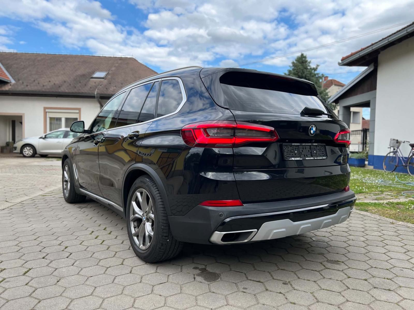 BMW X5 xDrive 45e xLine Adaptivni temp,360 kamera,.*GARANCIJA 12 MJ*, fotografija 6