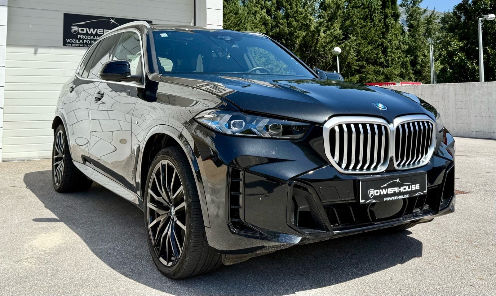 BMW X5 xdrive50e automatik M sport, pogled izvana - slika 1