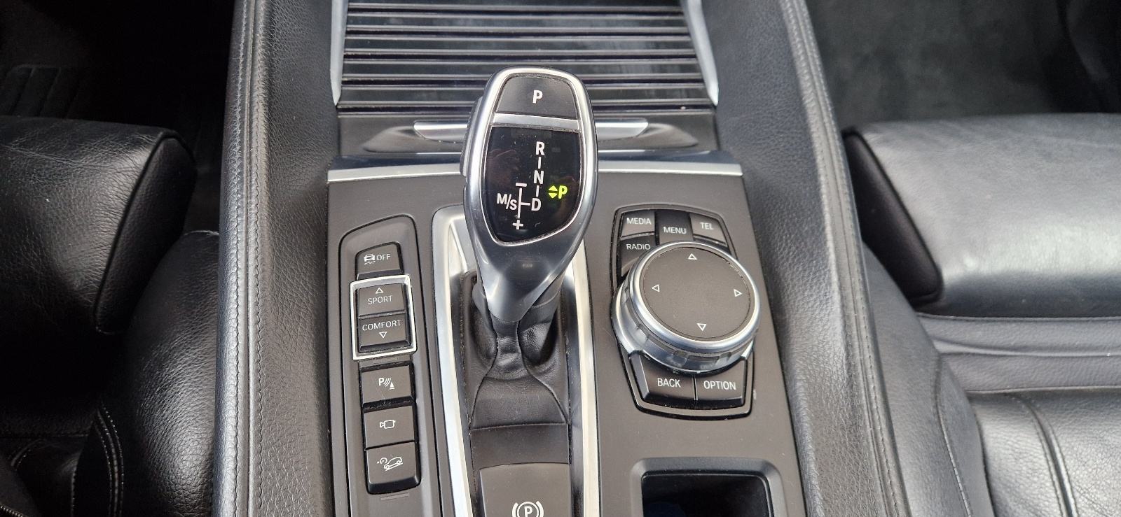 BMW X6 3.0 M paket, fotografija 12