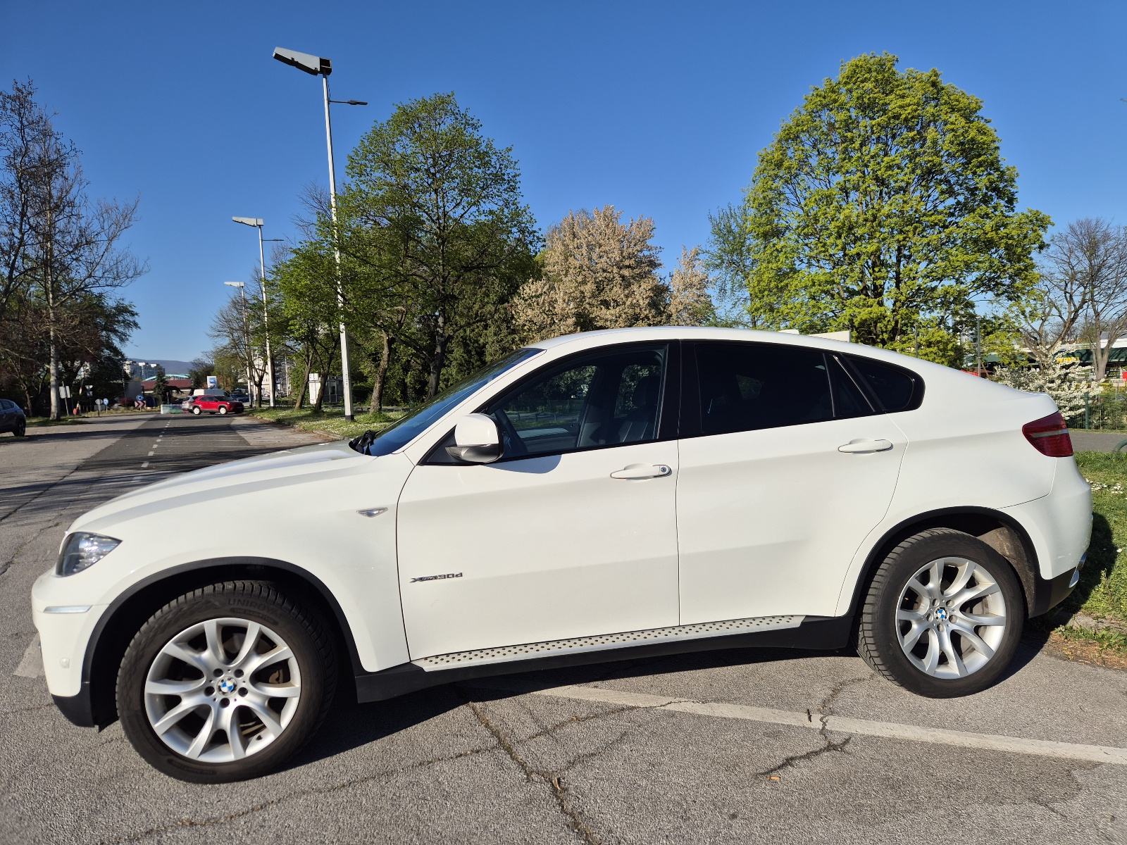BMW X6 30d automatik reg.do 05/2027, fotografija 2