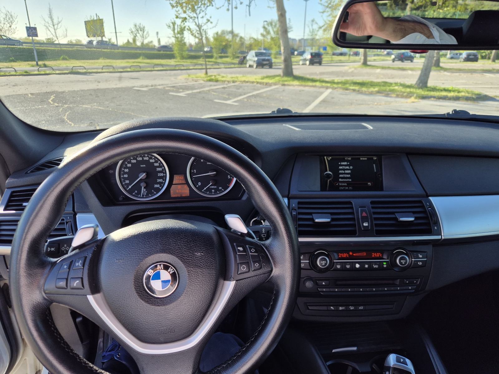BMW X6 30d automatik reg.do 05/2027, fotografija 6