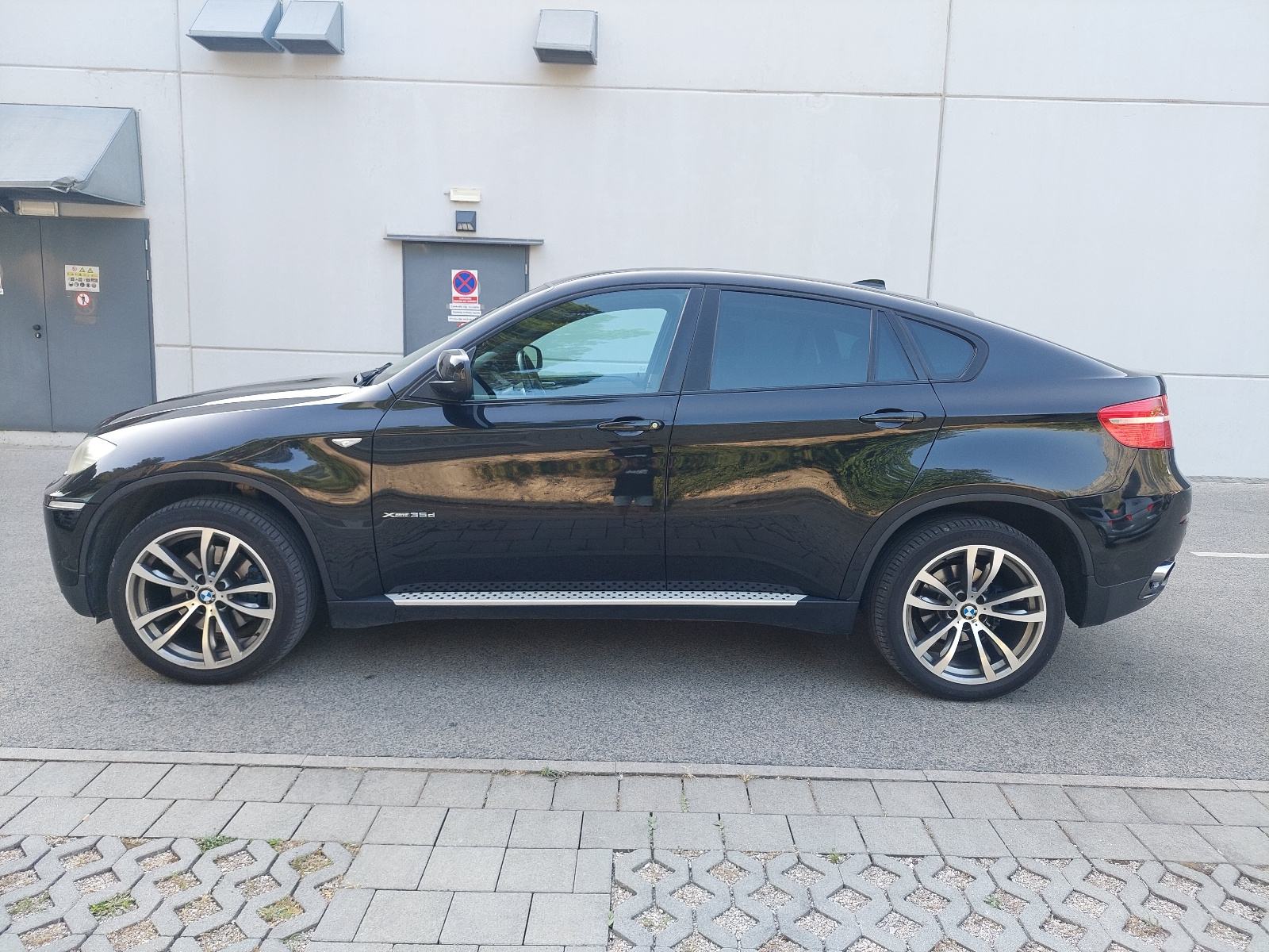 BMW X6 35d Xdrive, fotografija 3