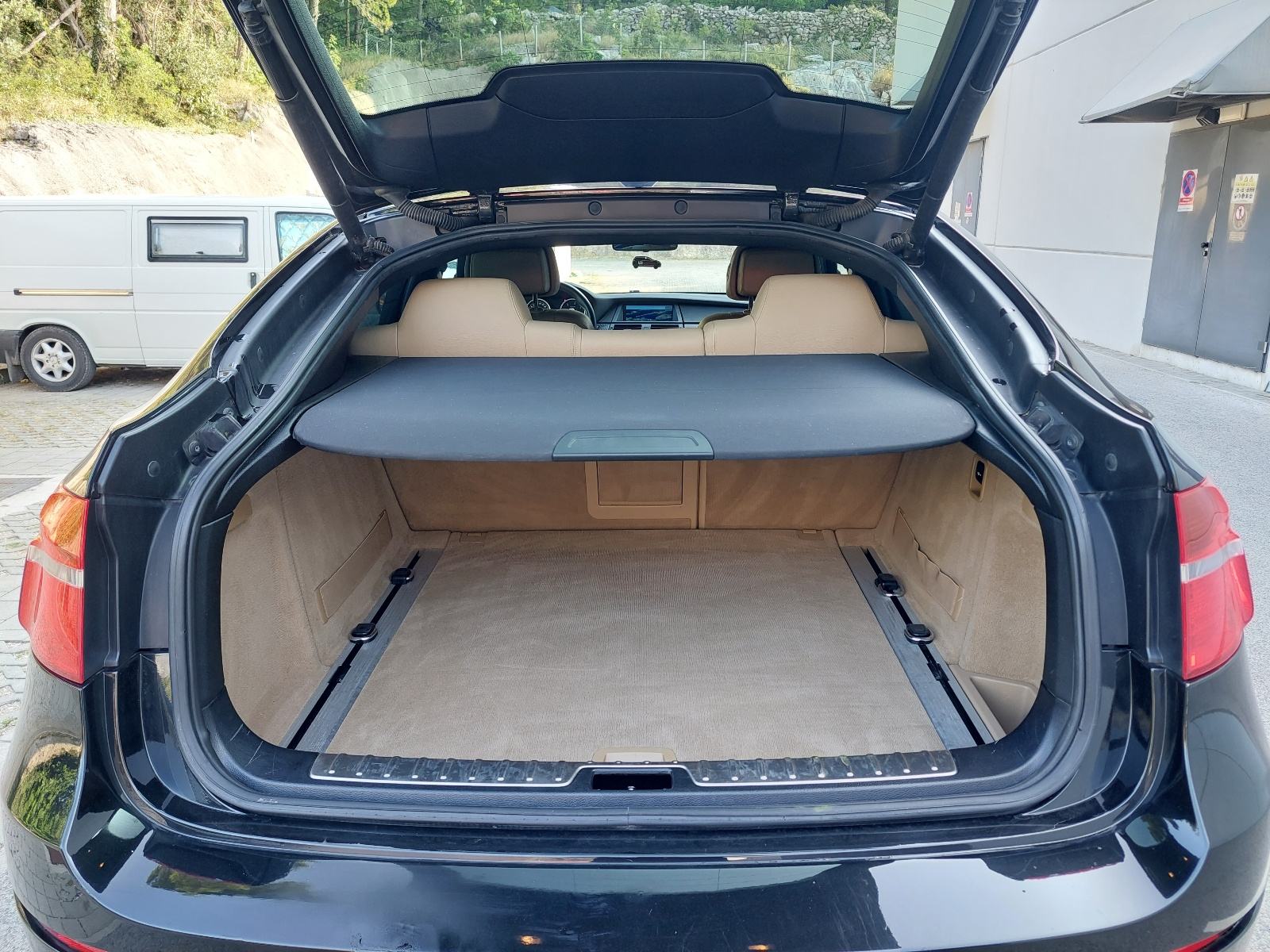 BMW X6 35d Xdrive, fotografija 19