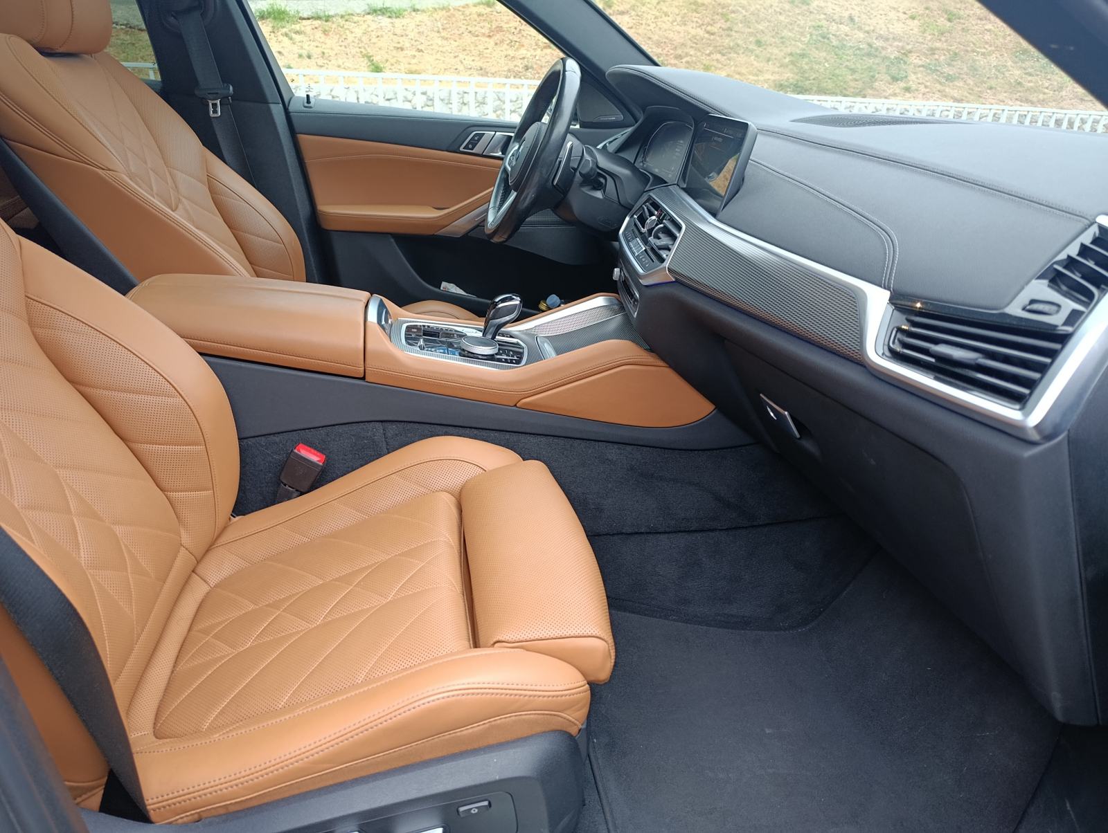 BMW X6 xDrive30d M-Sport, panoramski krov, koža, virtual kokpit, fotografija 9