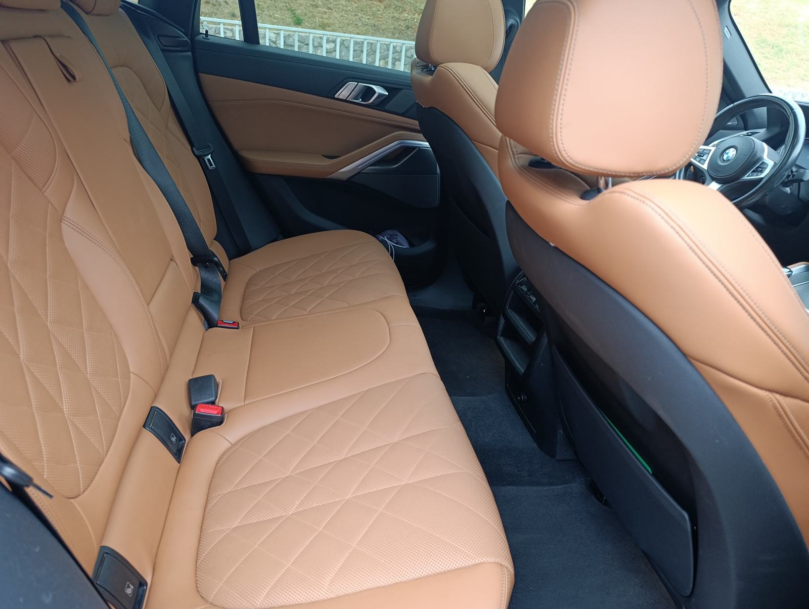 BMW X6 xDrive30d M-Sport, panoramski krov, koža, virtual kokpit, fotografija 13