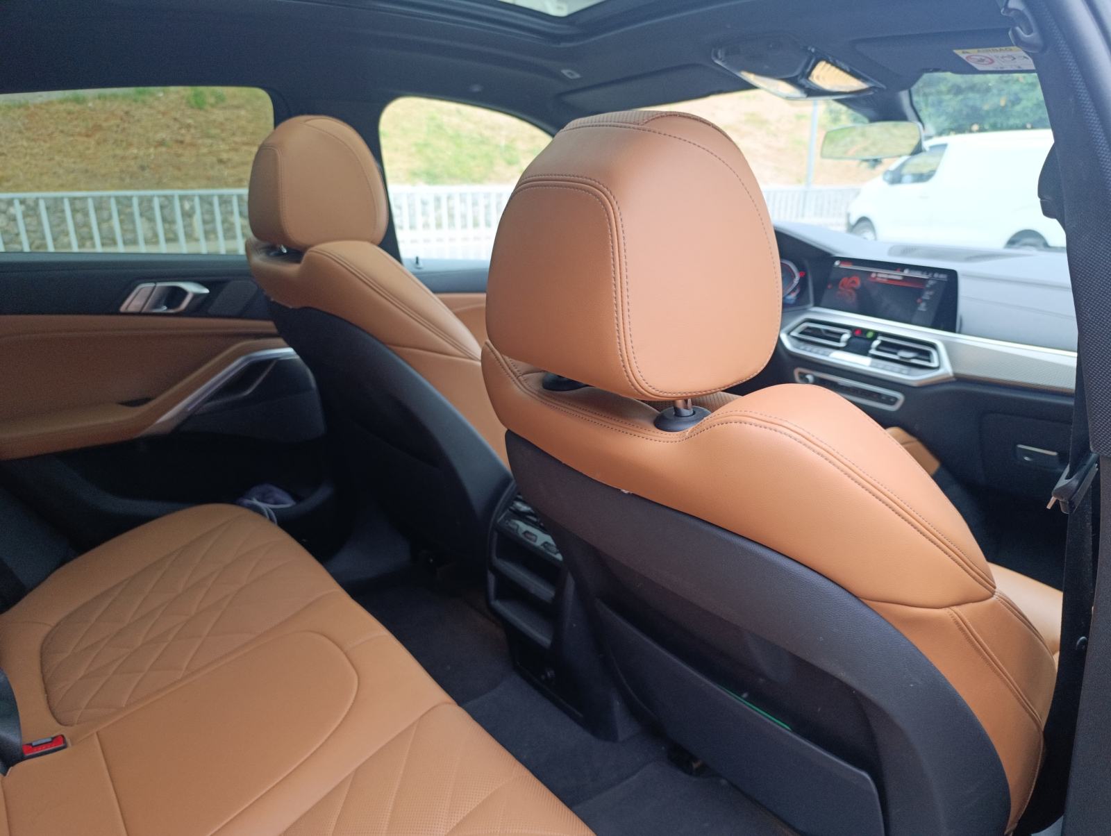 BMW X6 xDrive30d M-Sport, panoramski krov, koža, virtual kokpit, fotografija 15