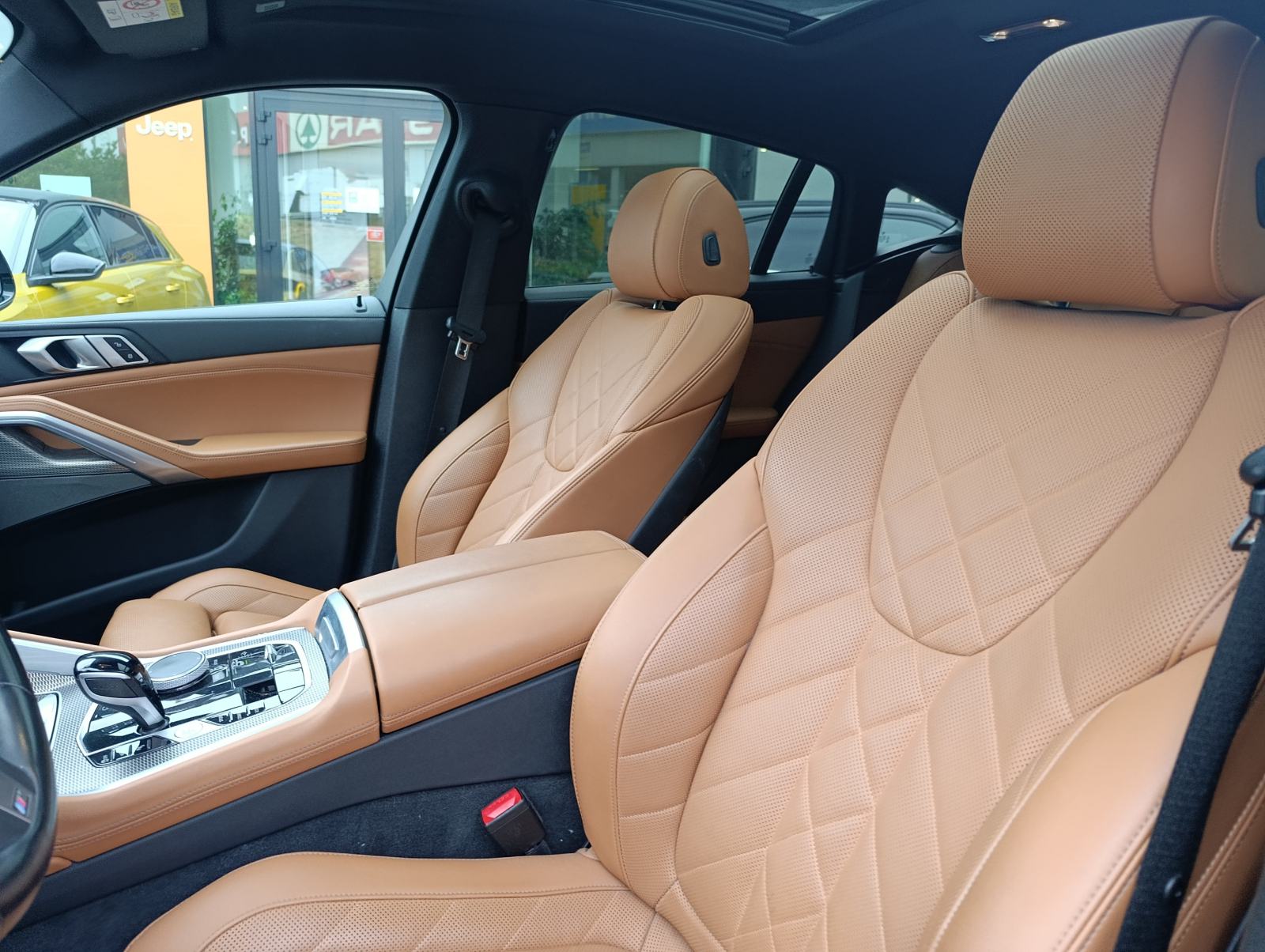 BMW X6 xDrive30d M-Sport, panoramski krov, koža, virtual kokpit, fotografija 18