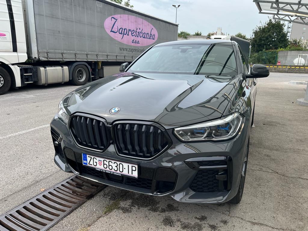 BMW X6 xDrive30d, fotografija 2