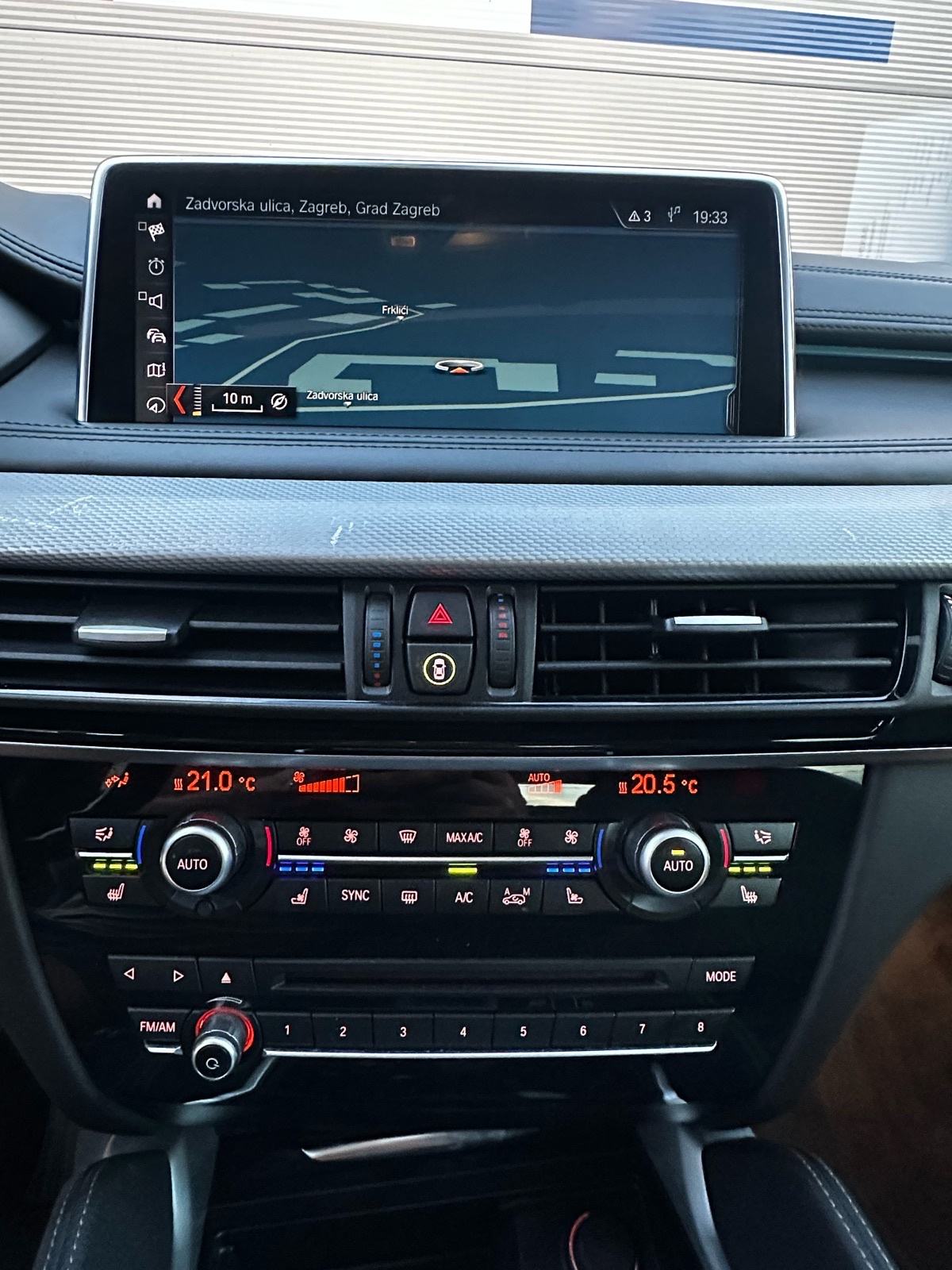 BMW X6 xDrive40d automatik FULL OPREMA, fotografija 12
