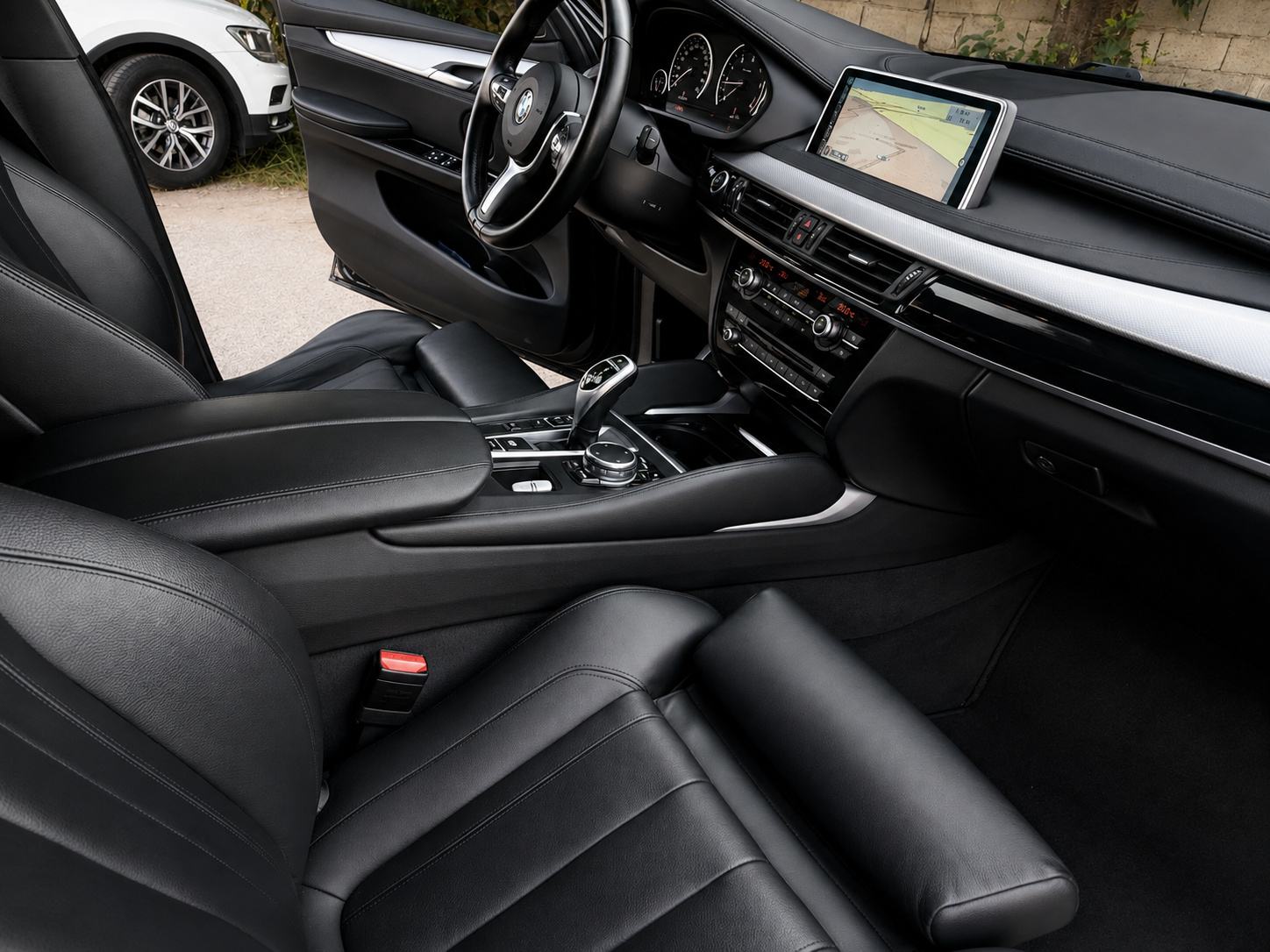 BMW X6 xDrive40d M PAKET 313 KS | 2015 | TOP STANJE | MOGUĆA ZAMJENA, fotografija 14