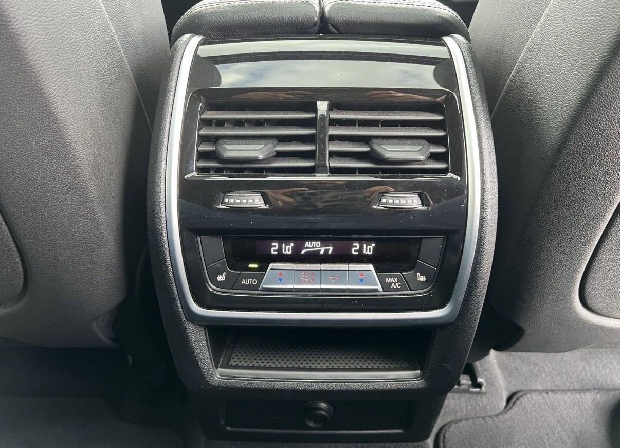 BMW X6 xDrive40d - M-PAKET - PANORAMA - LEASING RATA VEĆ OD 890,00 EUR, fotografija 11