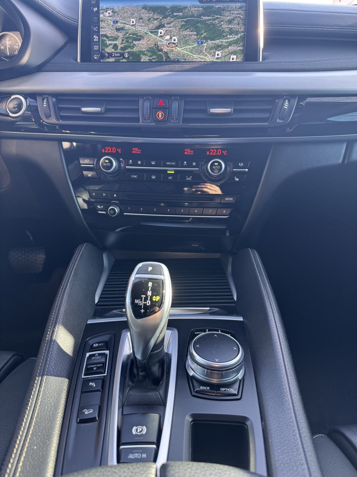 BMW X6 xDrive40d, fotografija 4