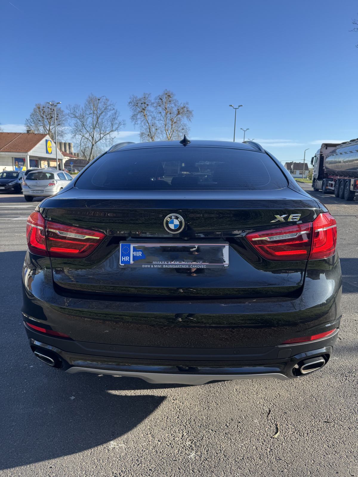 BMW X6 xDrive40d, fotografija 2
