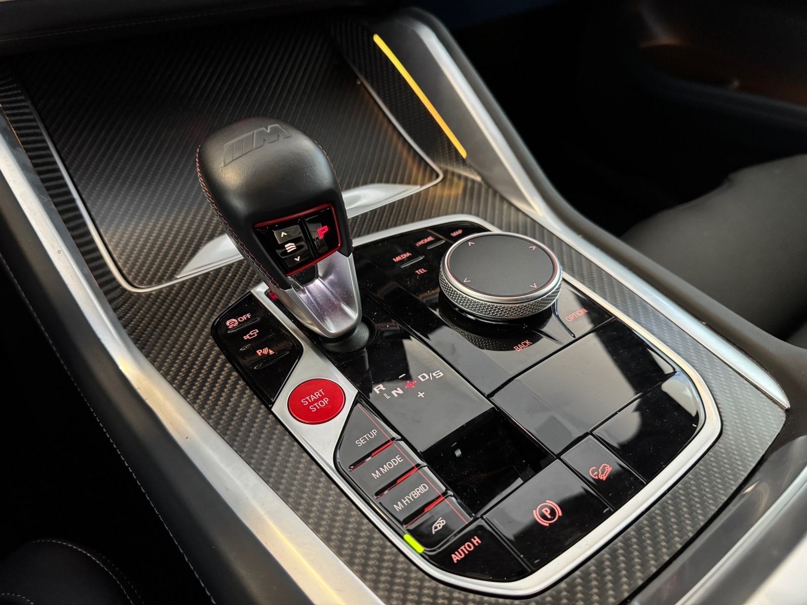 BMW XM Sportautomatic, fotografija 15