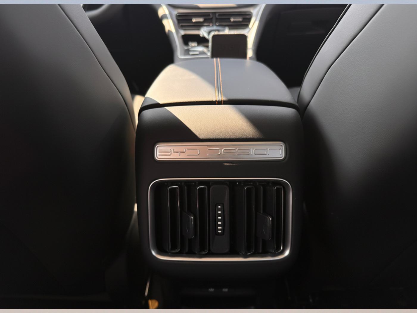 BYD BYD SEALION 5 DM-i 1.5 PHEV Comfort /PDV /NAJAM ili PRODAJA /rata, fotografija 15