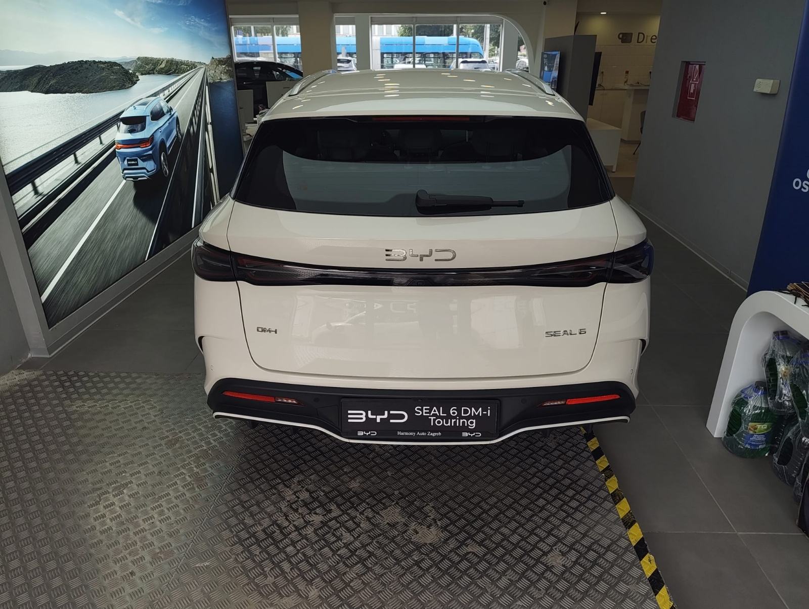 BYD Seal 6 DM-i Touring automatik, fotografija 3