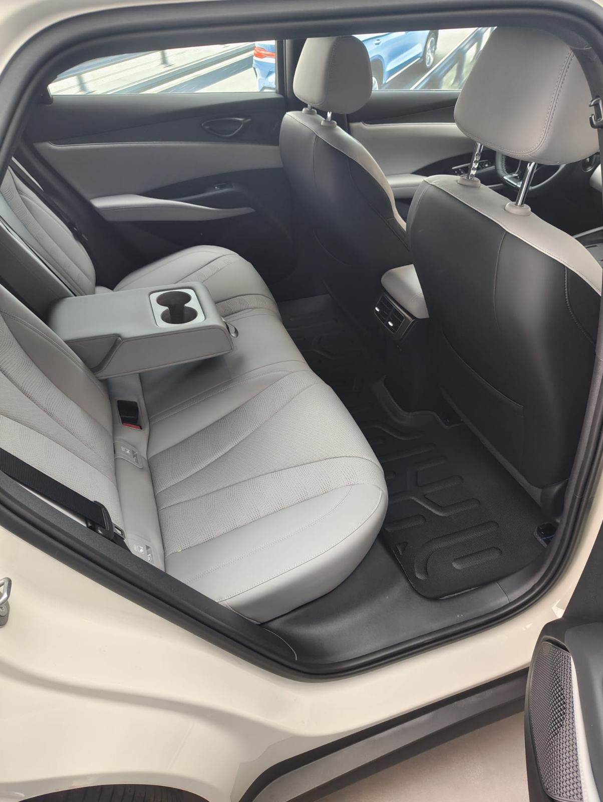 BYD Seal 6 DM-i Touring automatik, fotografija 7