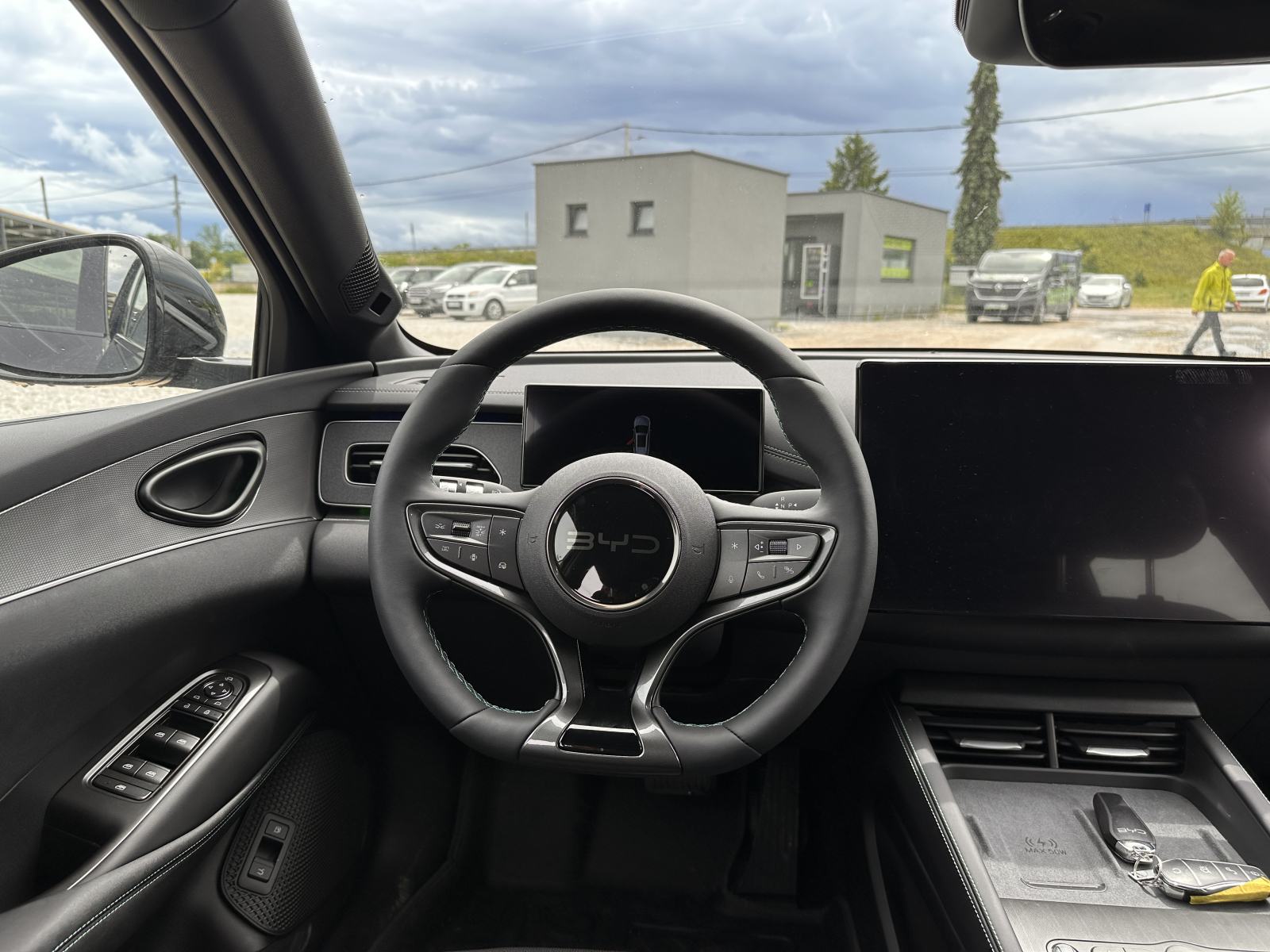 BYD BYD SEAL 6 DM-i Touring 1.5 PHEV Comfort /PDV /NAJAM ili PRODAJA /, fotografija 14