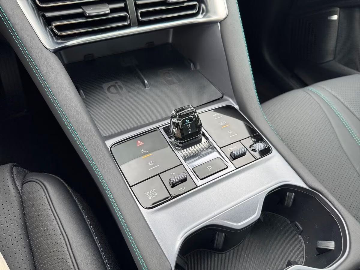 BYD Seal U DM-i Boost, fotografija 14