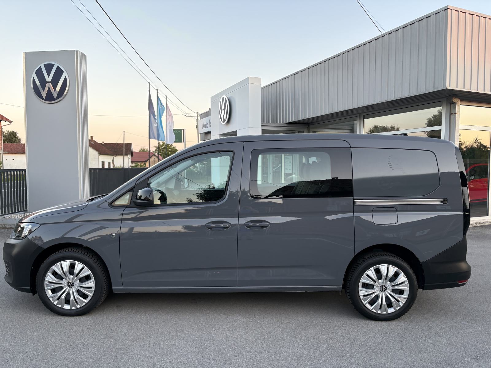 Caddy MAXI N1 2,0 TDI MOD 2025,5 SJEDALA KAMERA,VIRT.K,11.021,00€*3, fotografija 6