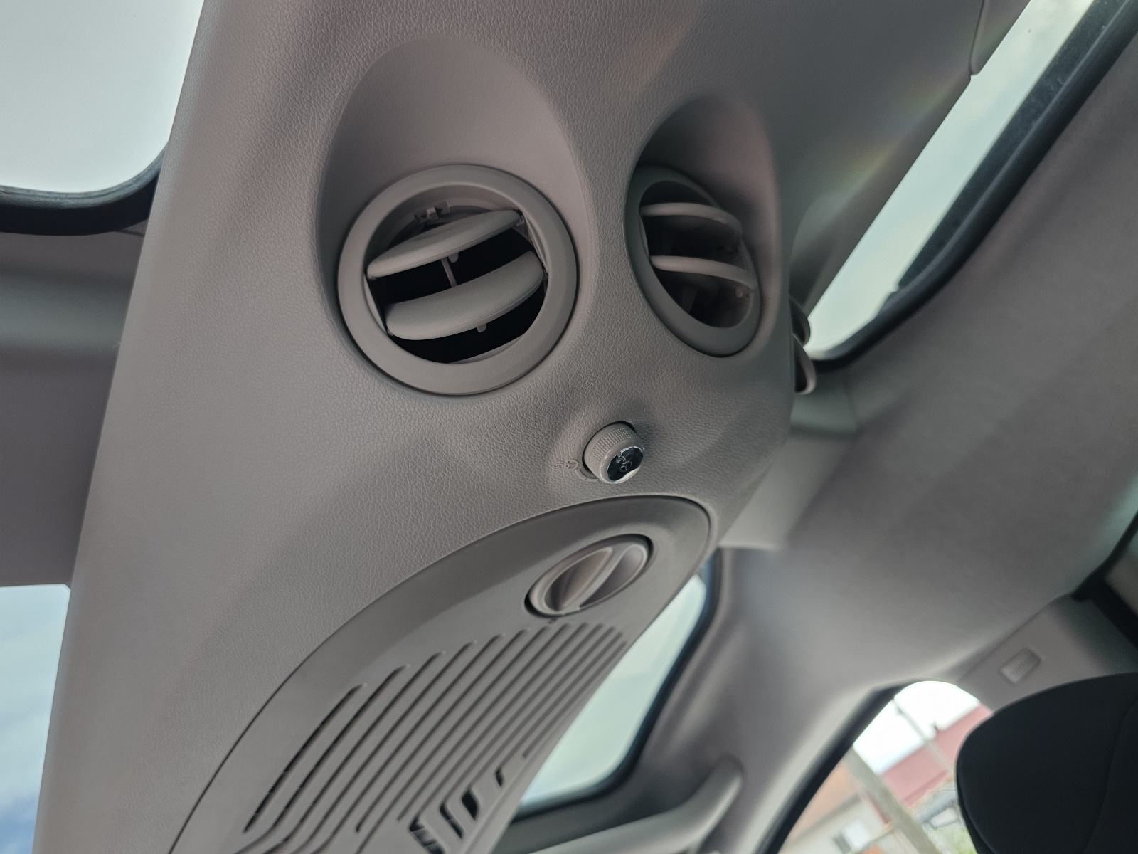Citroën Berlingo 1.2 110 Shine*2018g.*93000km*Garancija 2.godine*, fotografija 14