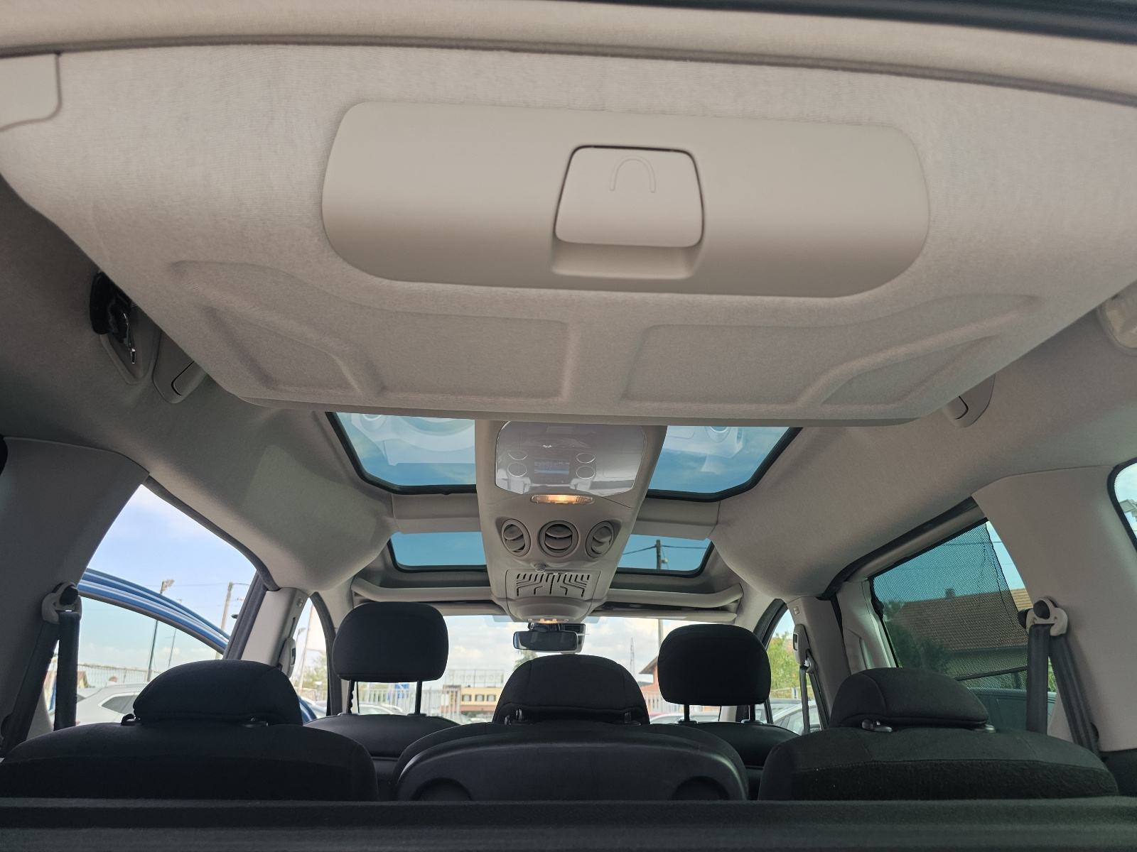 Citroën Berlingo 1.2 110 Shine*2018g.*93000km*Garancija 2.godine*, fotografija 20