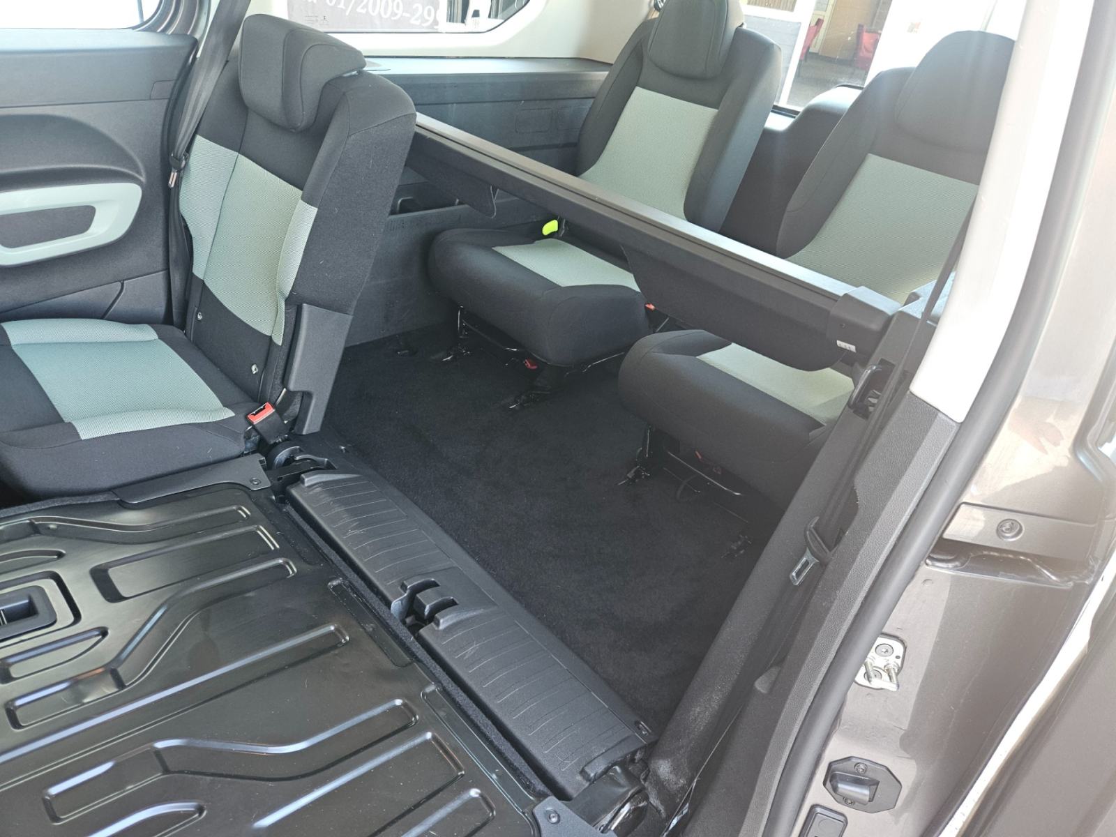 Citroën Berlingo 1,5 BlueHDi, 7 SJEDALA,GARANCIJA., fotografija 13