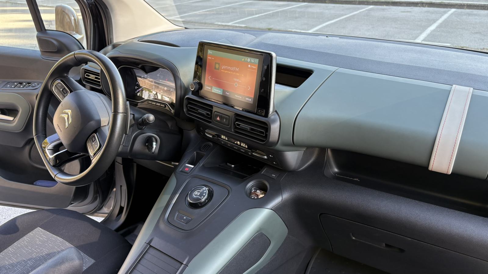 Citroën Berlingo 1,5 BlueHDI XTR EAT8 automatik, fotografija 2