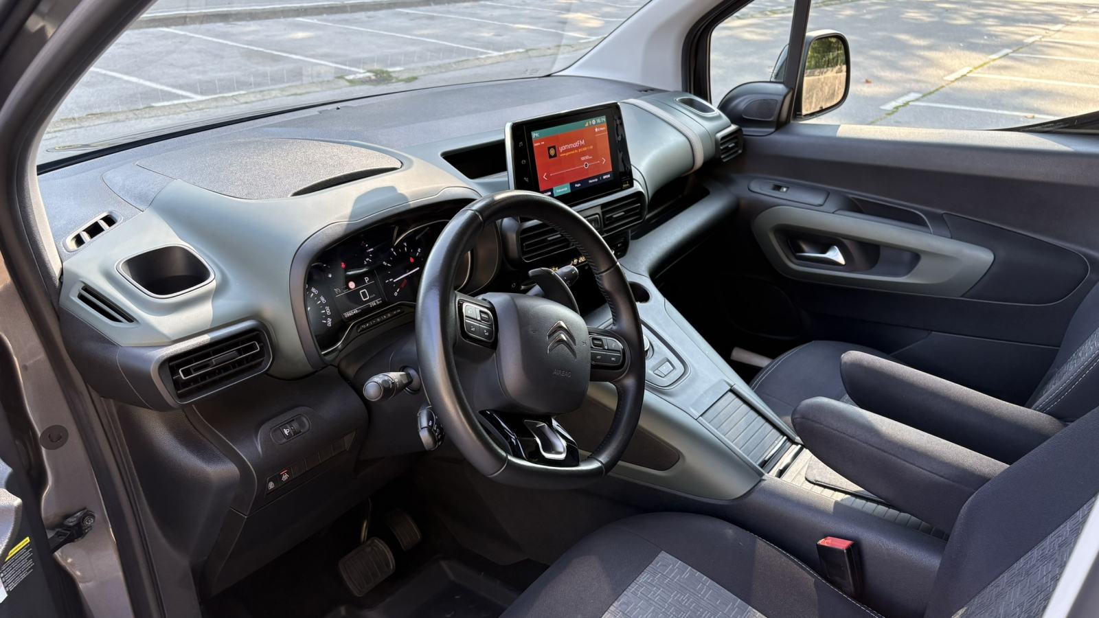 Citroën Berlingo 1,5 BlueHDI XTR EAT8 automatik, fotografija 4
