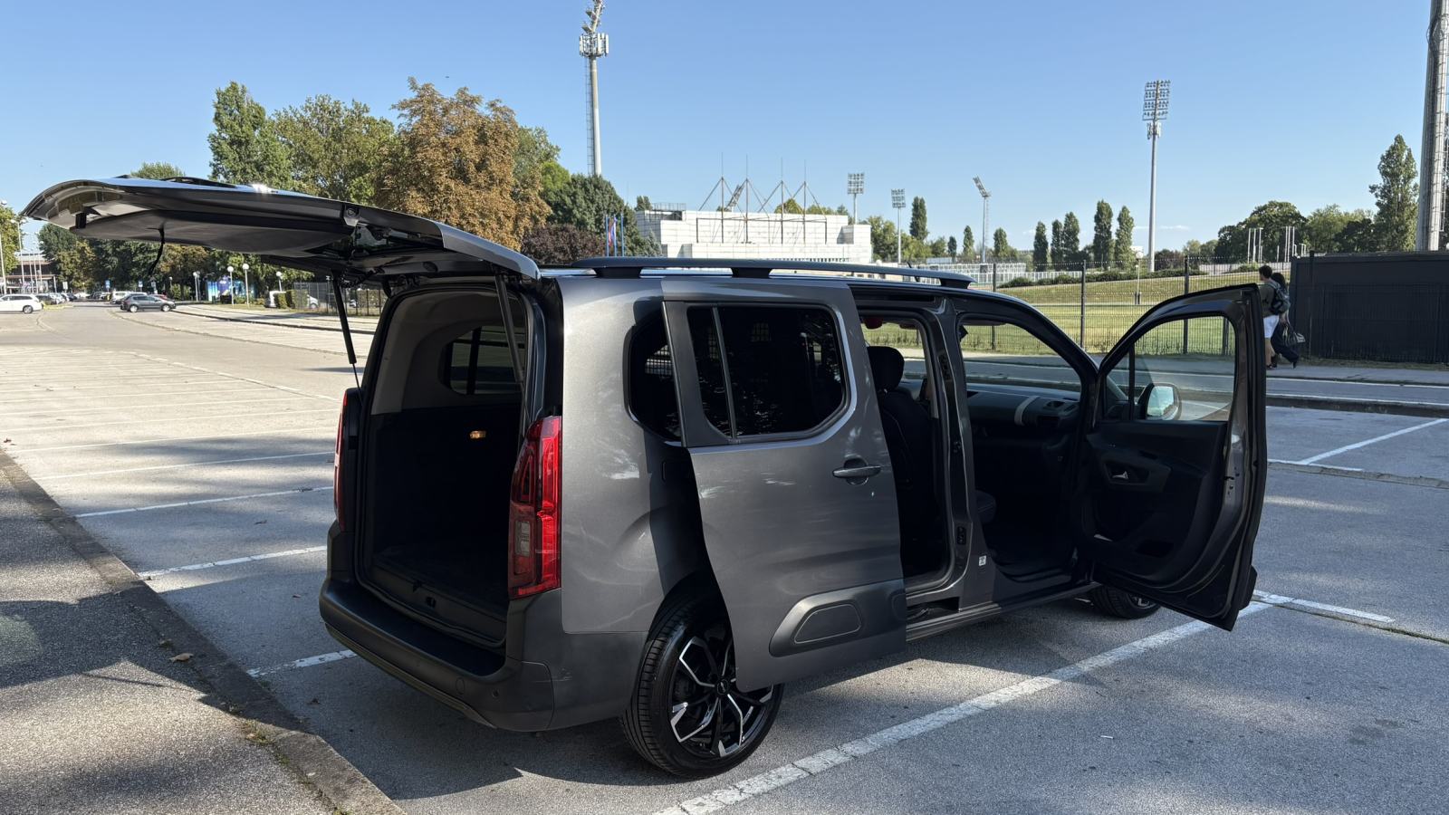 Citroën Berlingo 1,5 BlueHDI XTR EAT8 automatik, fotografija 10