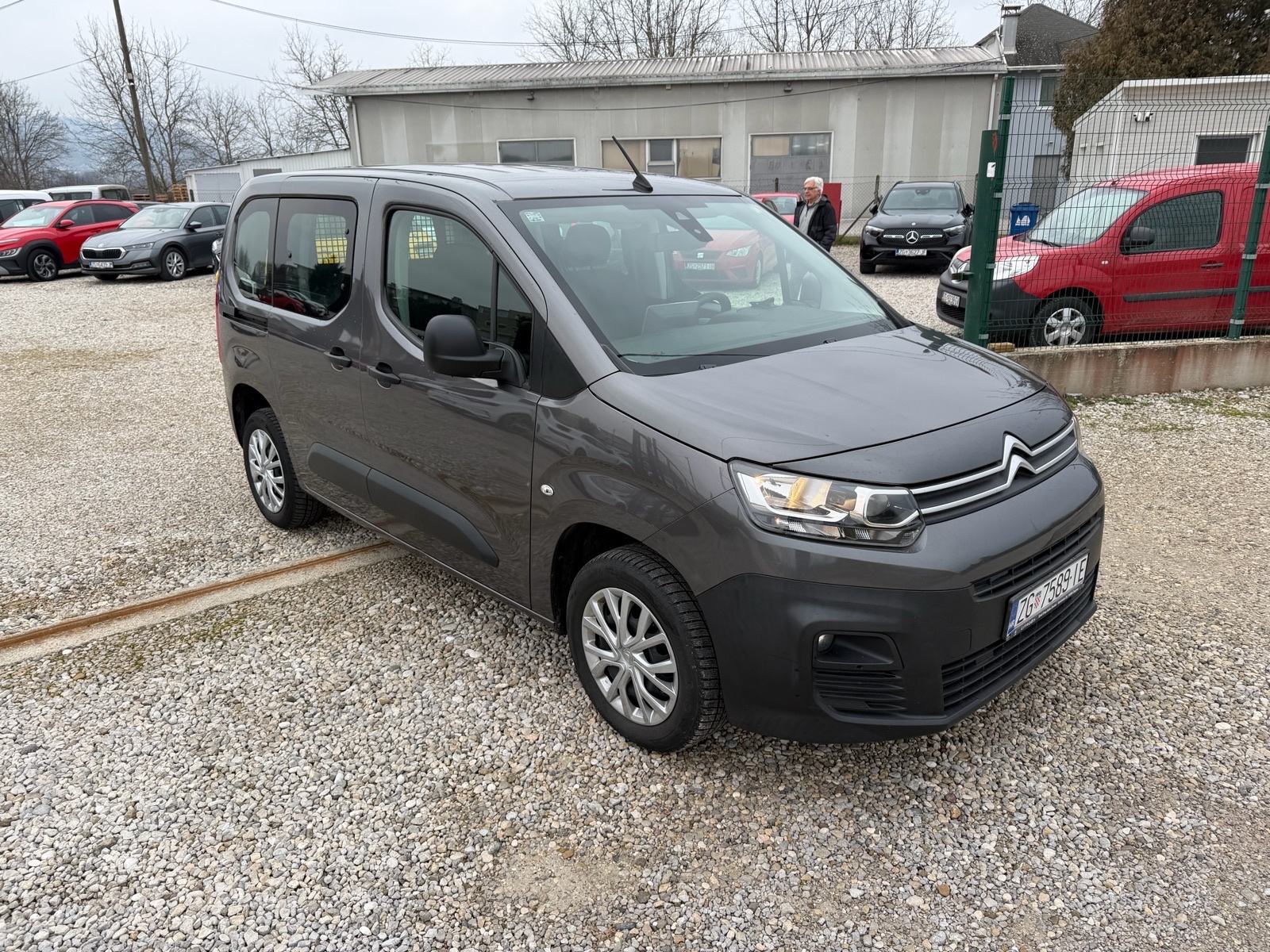 Citroën Berlingo 1,5 BlueHDI *N1* *EKRAN* *PDC* *JMASTVO* *1. VL*, fotografija 1