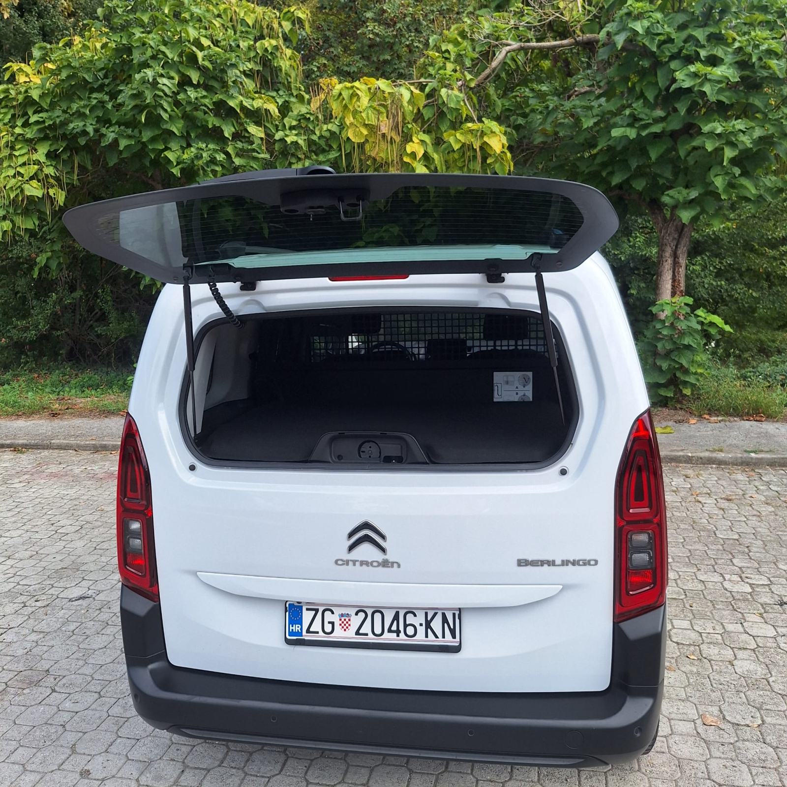 Citroën Berlingo 1,5 BlueHDI 2023, 30800 km, N1, fotografija 8