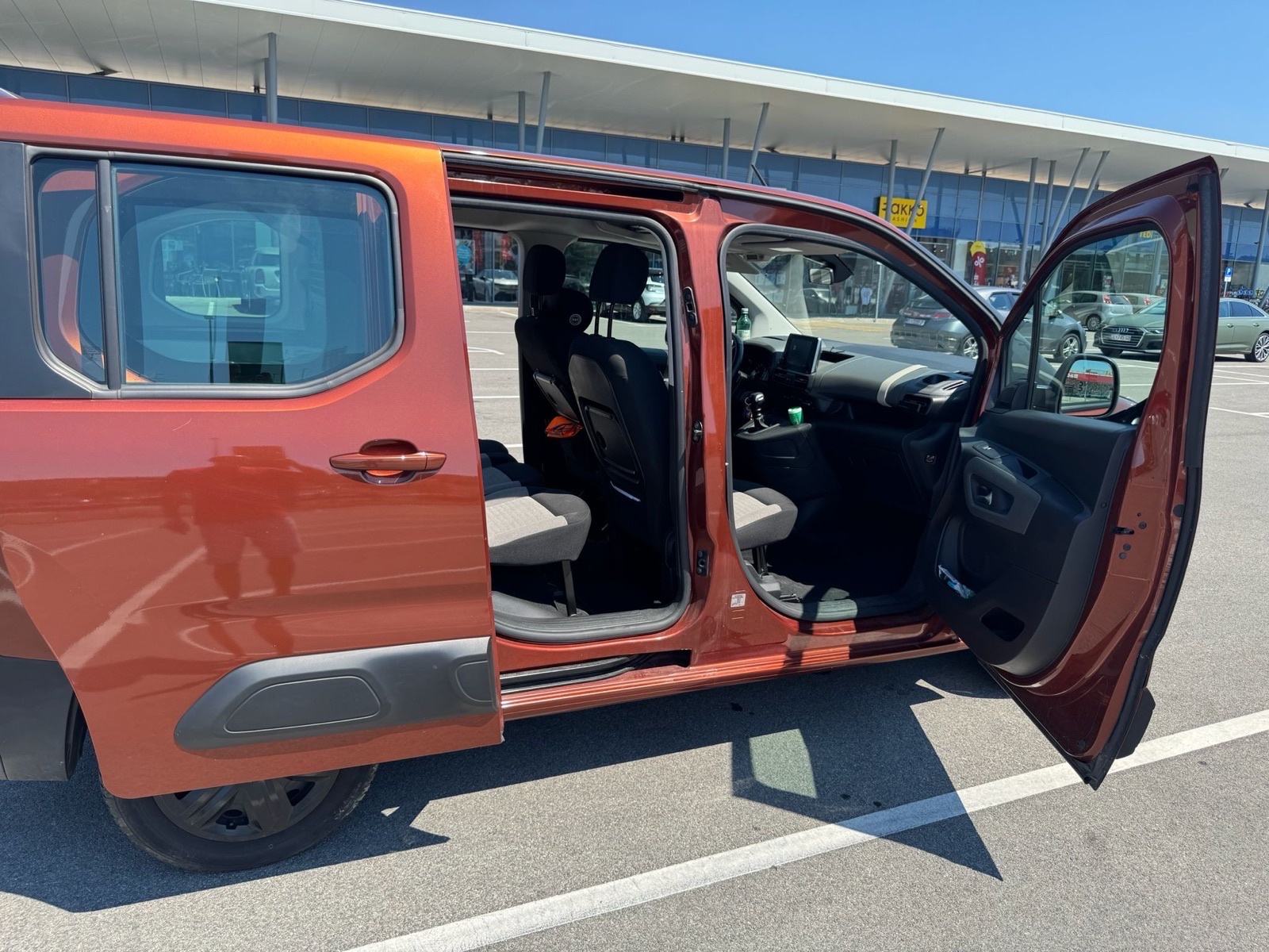 Citroën Berlingo 1,5 BlueHDI, fotografija 15