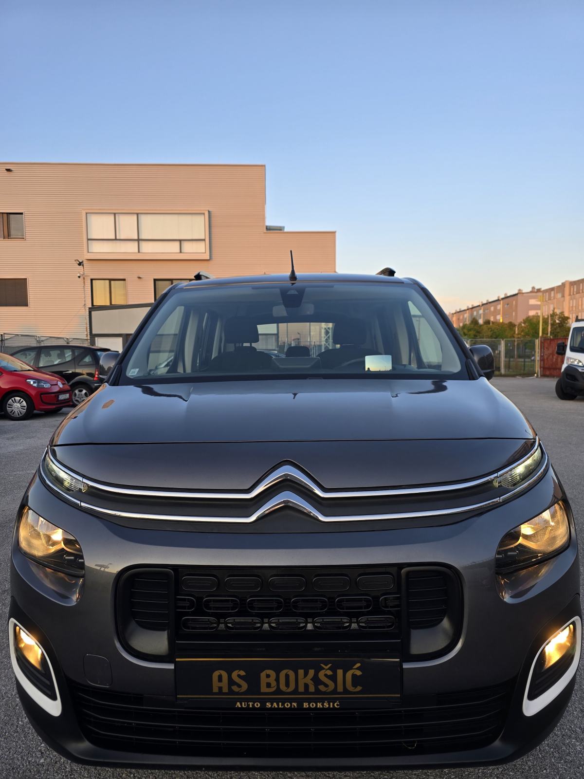 CITROËN BERLINGO 1.5HDi * ODLIČNO STANJE * BEZ ULAGANJA * DOSTA OPREME, fotografija 9