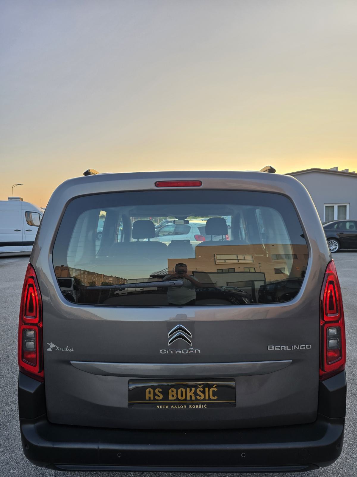 CITROËN BERLINGO 1.5HDi * ODLIČNO STANJE * BEZ ULAGANJA * DOSTA OPREME, fotografija 4