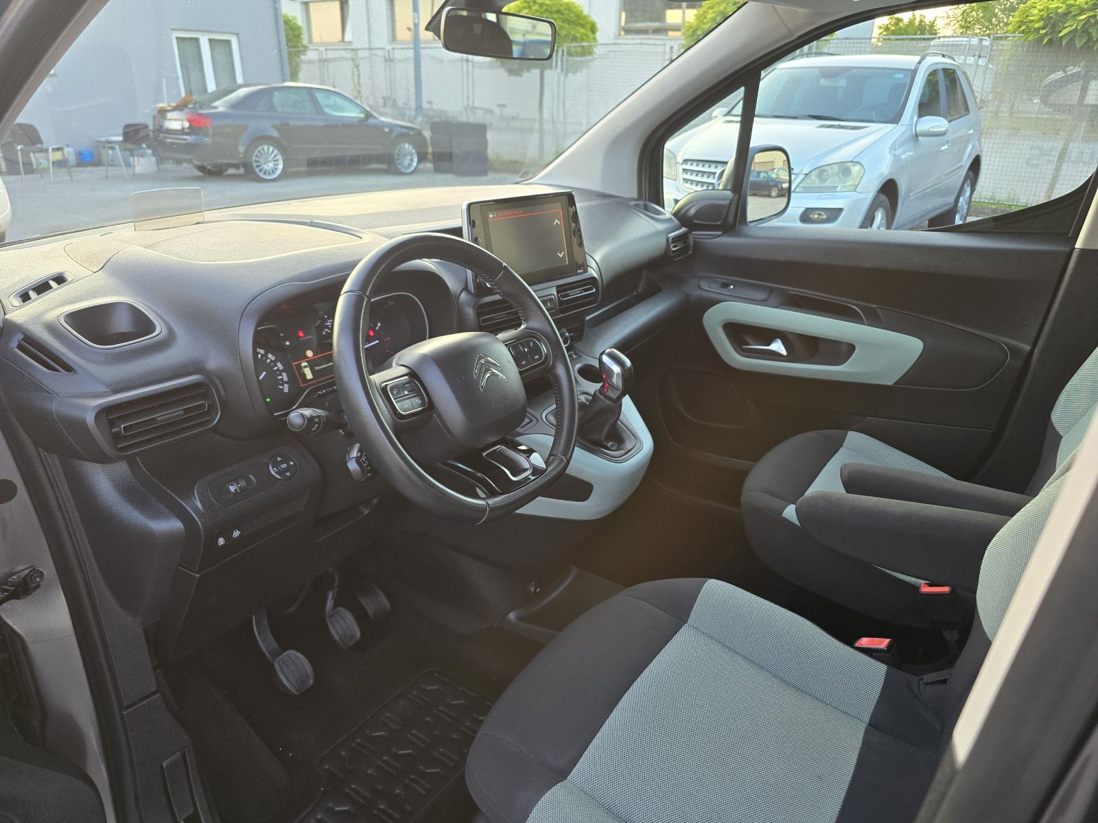 CITROËN BERLINGO 1.5HDi * ODLIČNO STANJE * BEZ ULAGANJA * DOSTA OPREME, fotografija 11