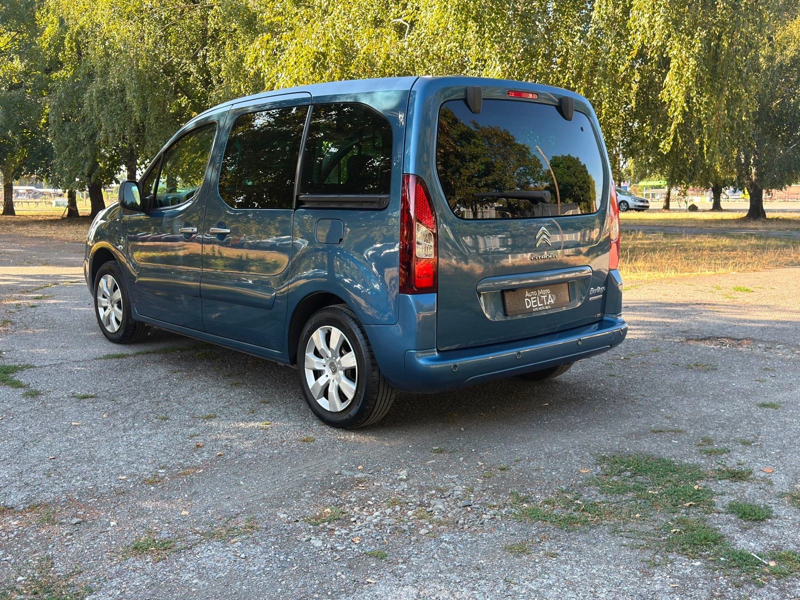 Citroën Berlingo 1.6hdi 88kw-PRVI VLASNIK-R.KAMERA-NAVIGACIJA-TEMPOMAT, fotografija 3