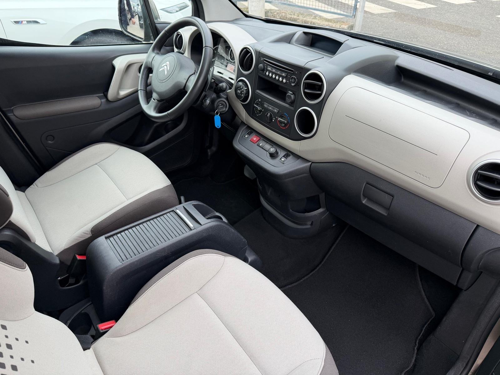 Citroën Berlingo 1.6 HDi AUTOMATIK, fotografija 9