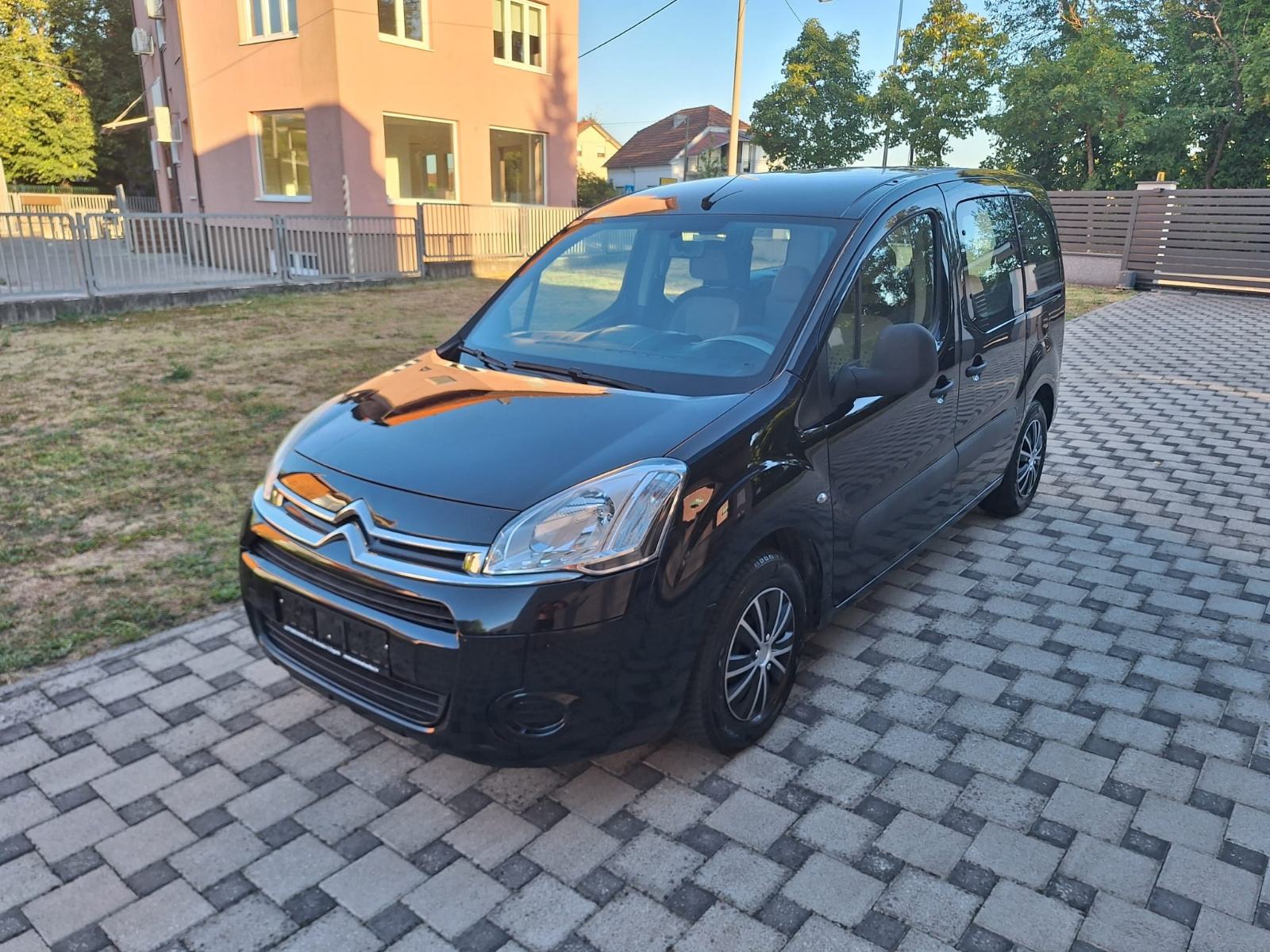 Citroën Berlingo 1,6 HDi **TOP STANJE**, fotografija 1